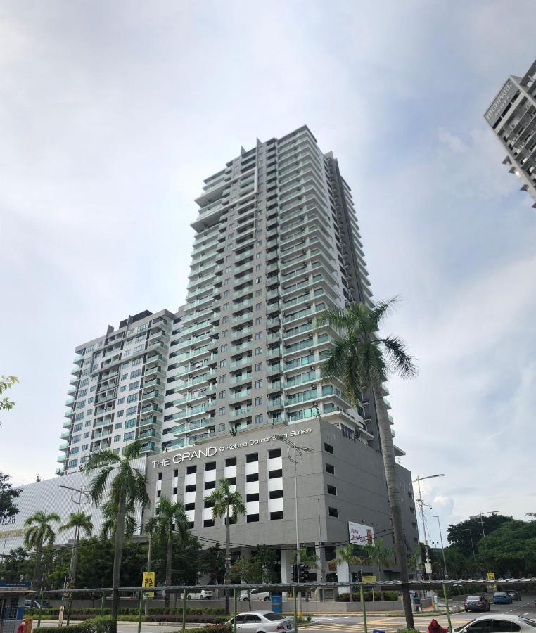 Lily & Loft - The Grand Sofo, Petaling Jayaアパートメント エクステリア 写真